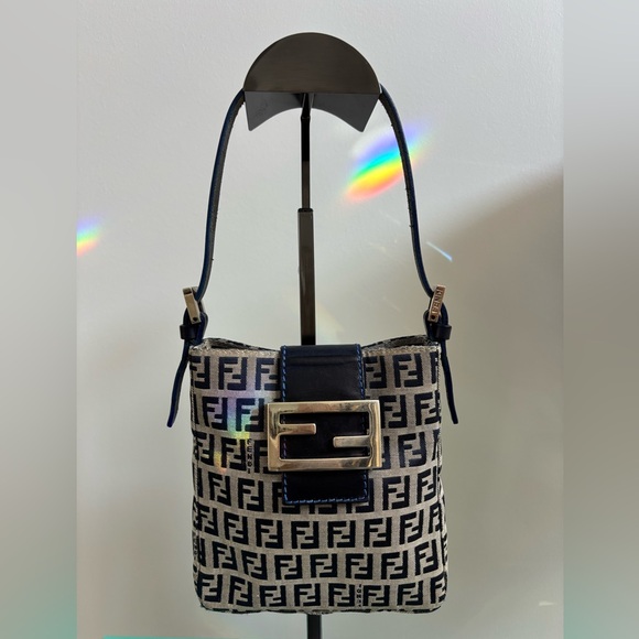 Fendi mini bag - Picture 4 of 12